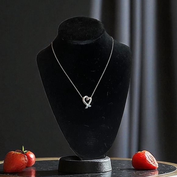 Tiffany & Co. Sterling Silver Paloma Picasso® Loving Heart Necklace 16”. - Picture 1 of 3